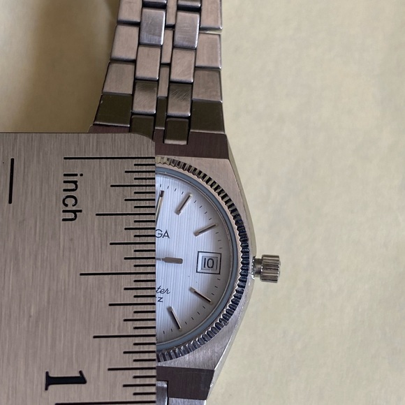 Authentic Omega Seamaster Quartz 1380 Vintage. All Stainless Steel Ladies Watch. main image 9